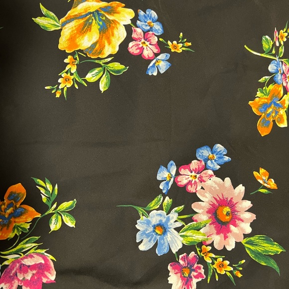 Black and colourful floral midi skirt - Picture 3 of 3